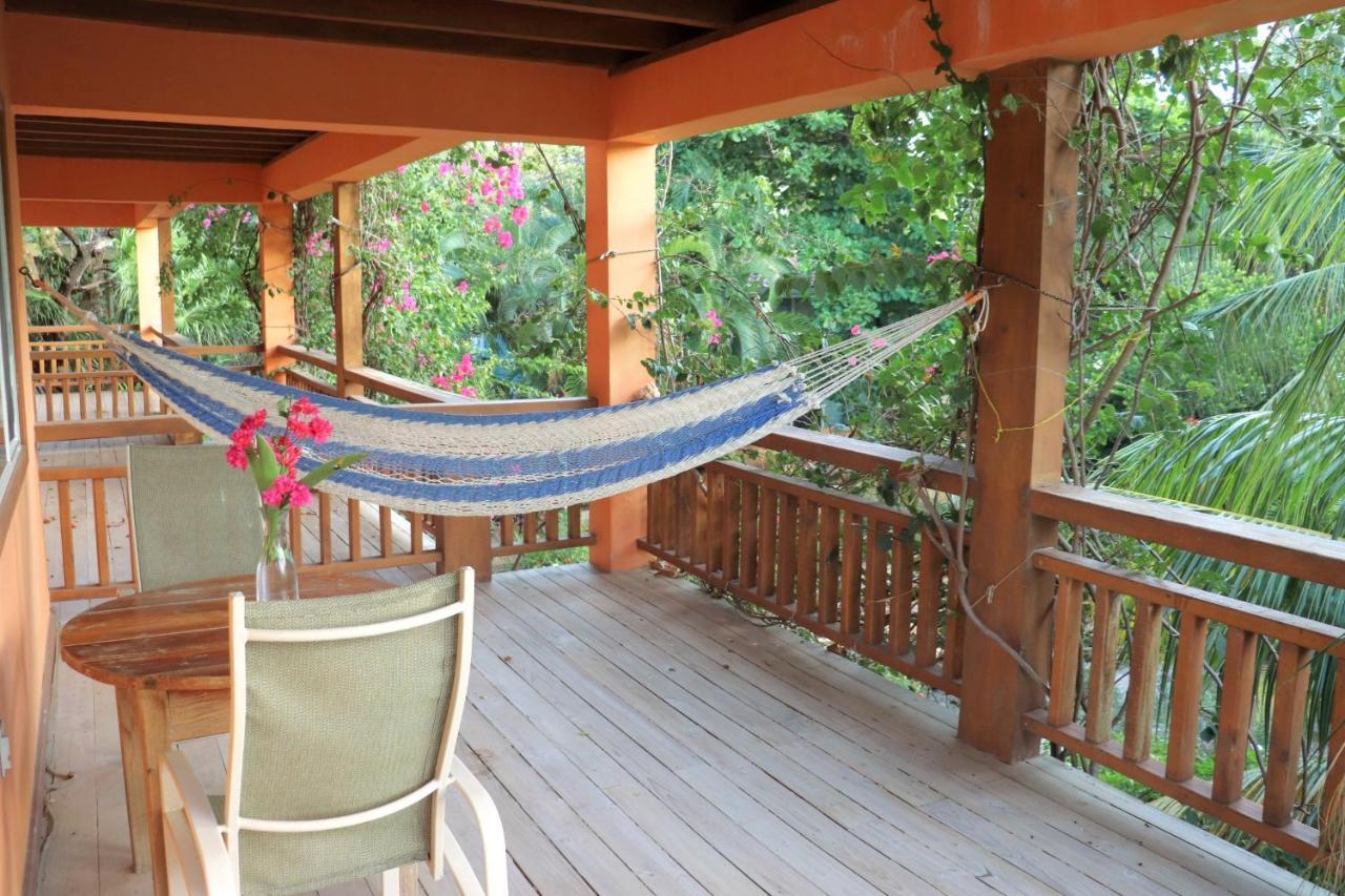 Hotel Posada Seremein ,West Bay ,Roatan Exterior photo