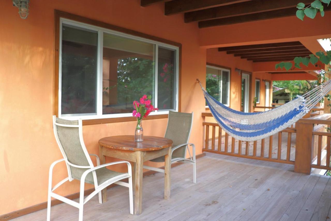 Hotel Posada Seremein ,West Bay ,Roatan Exterior photo
