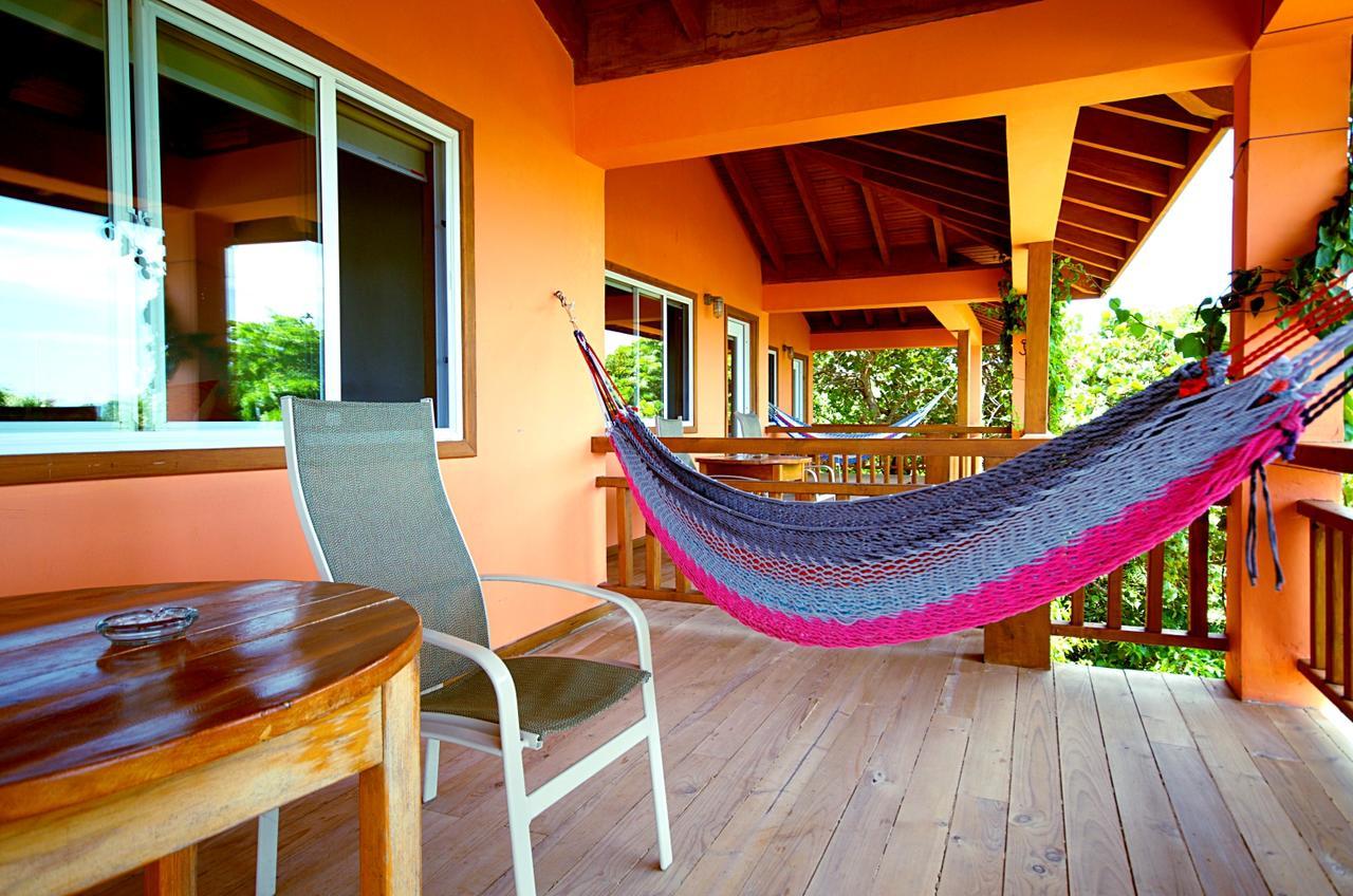 Hotel Posada Seremein ,West Bay ,Roatan Exterior photo