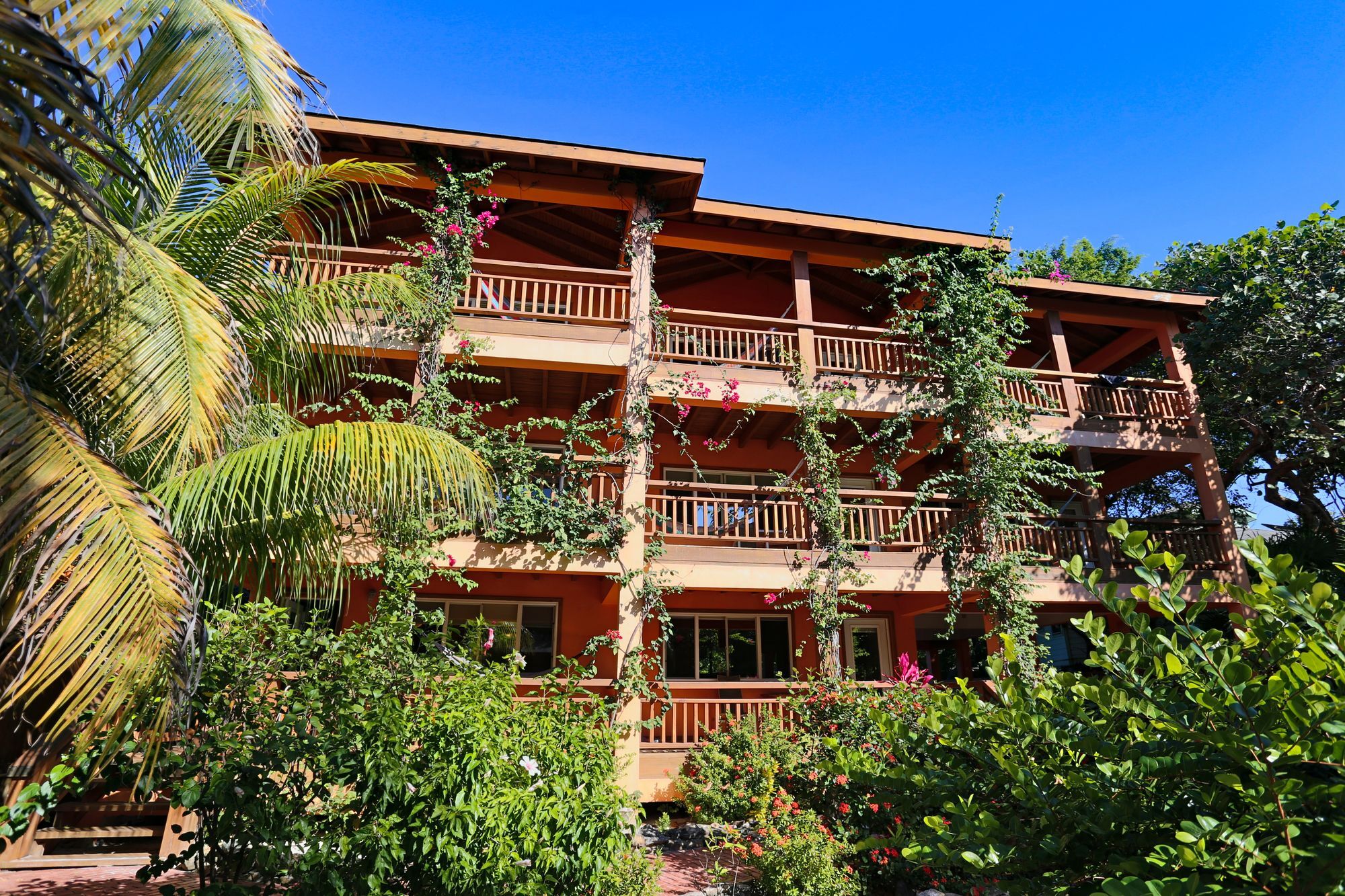 Hotel Posada Seremein ,West Bay ,Roatan Exterior photo