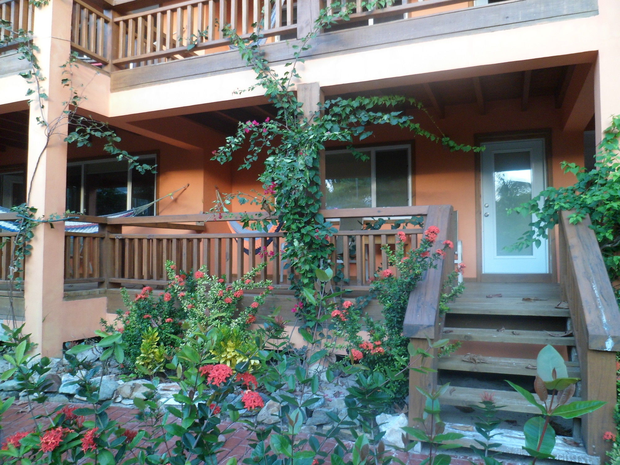 Hotel Posada Seremein ,West Bay ,Roatan Exterior photo