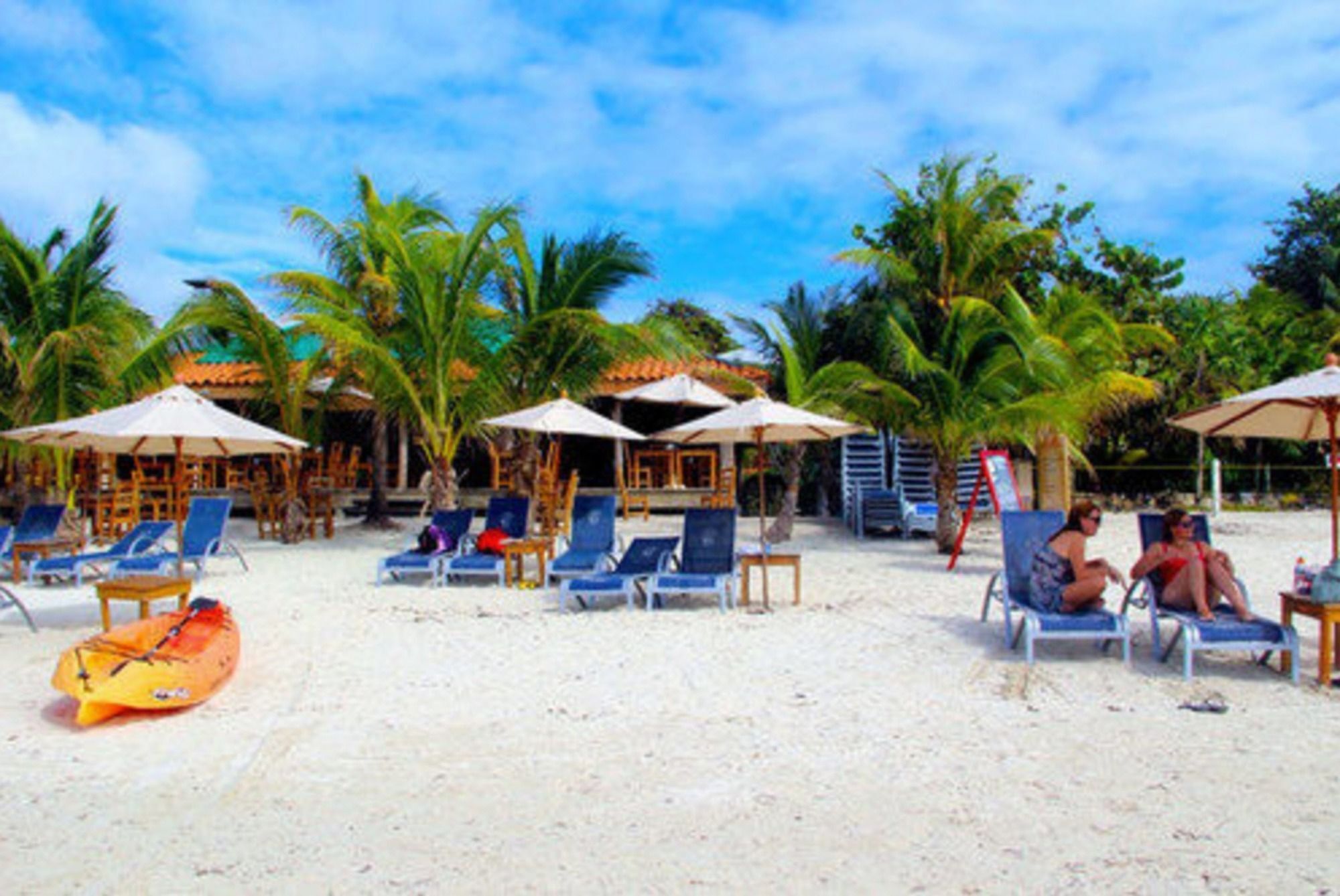 Hotel Posada Seremein ,West Bay ,Roatan Exterior photo